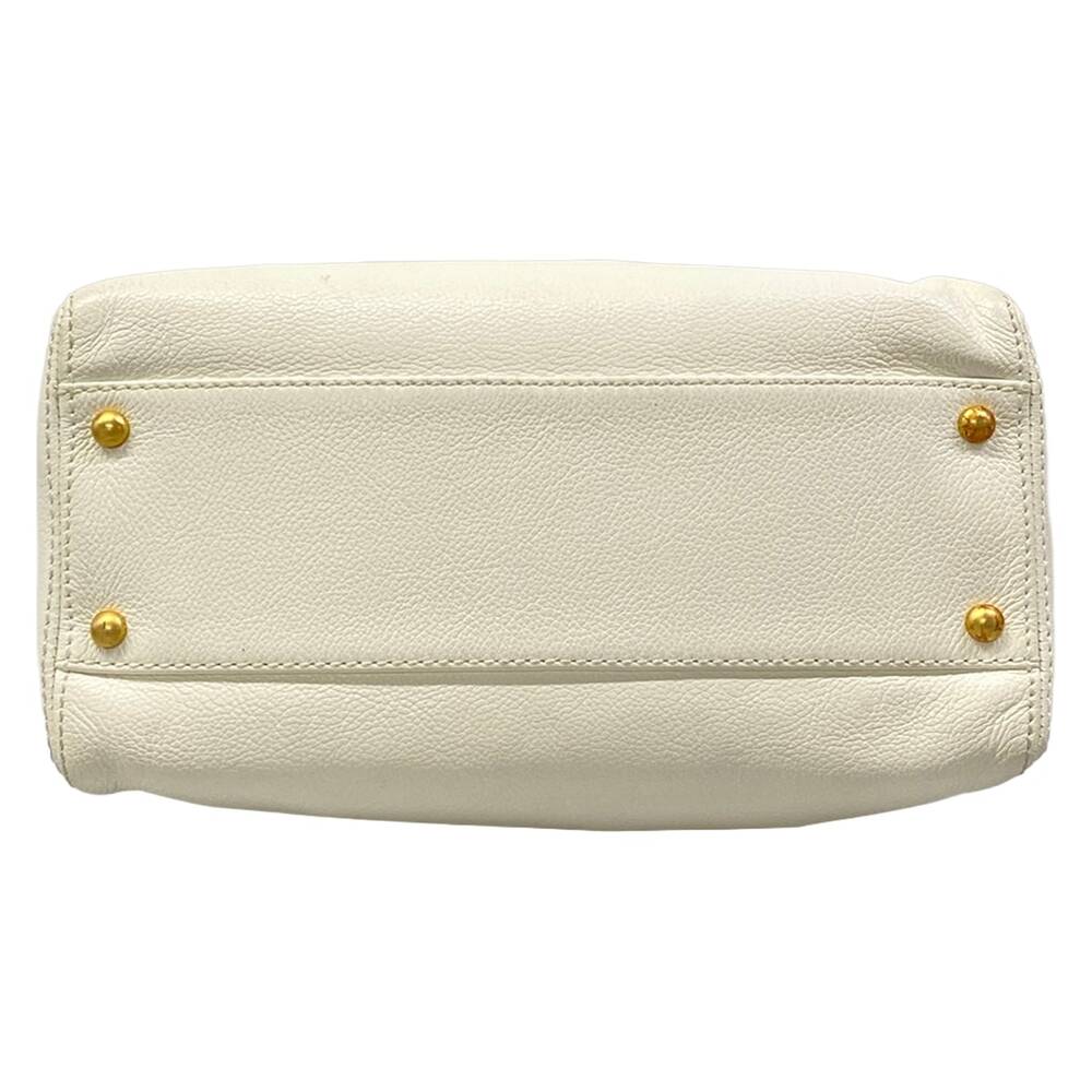 Chanel Handbag - Picture 5 of 15